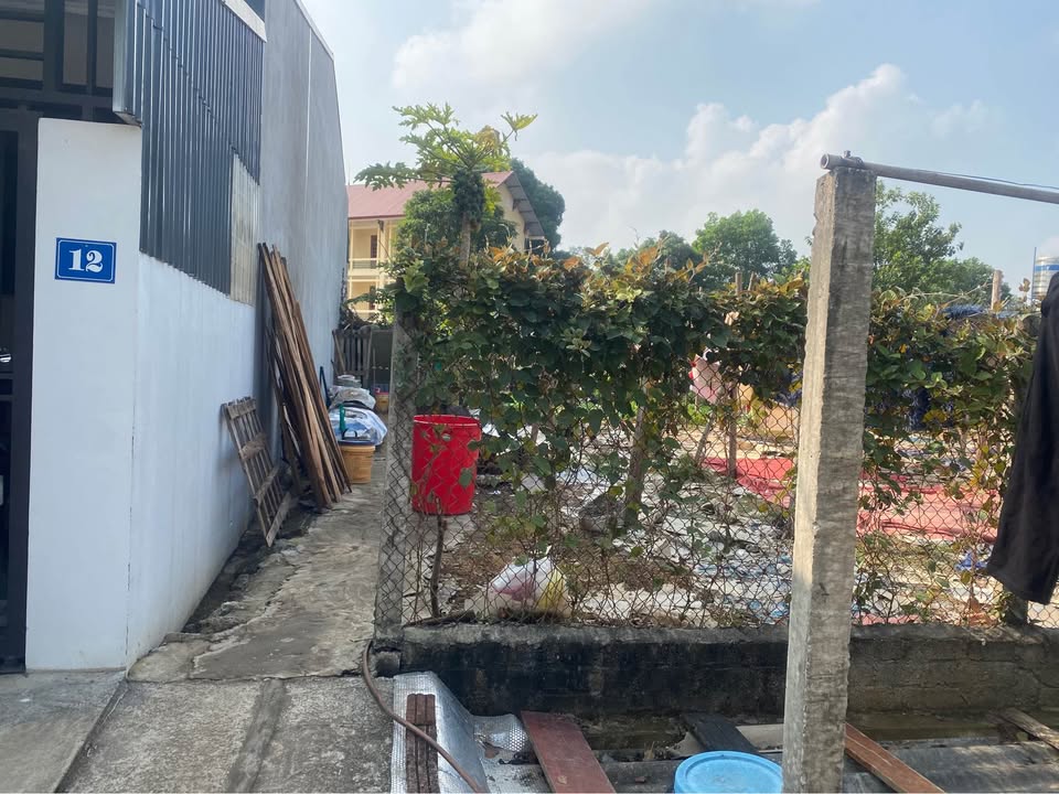 Lô đất đẹp tại ngõ 90, đường Vũ Văn Uyên, Yên Bình 90m² giá 900 triệu - Đầu tư sinh lời hiệu quả!