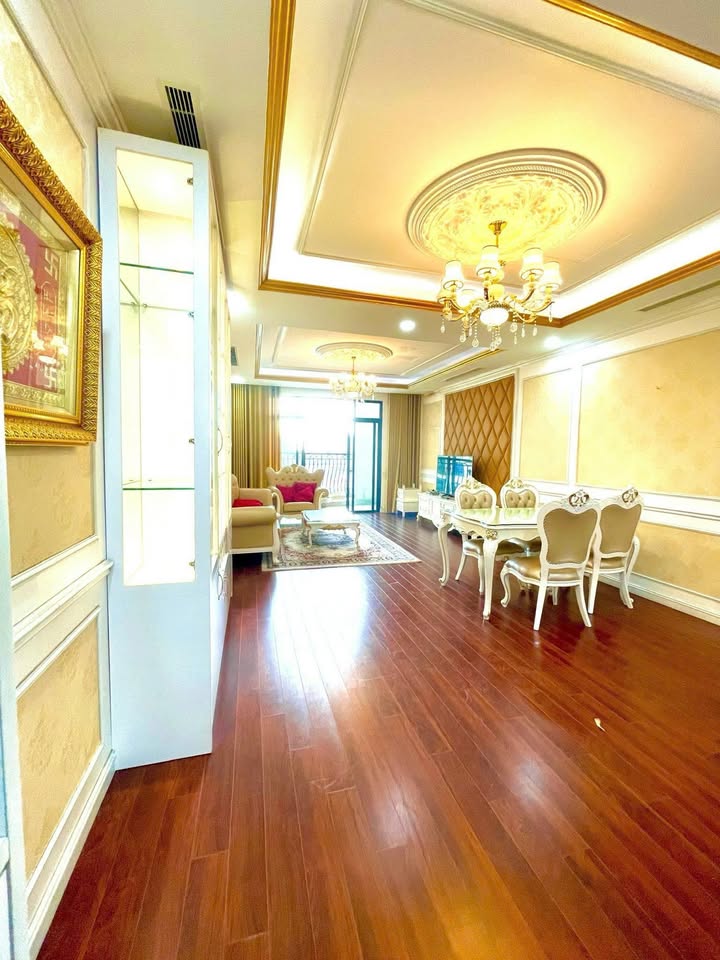 Căn hộ Royal City R3 phường Thượng Đình 2PN giá 28 triệu - Full nội thất hiện đại!