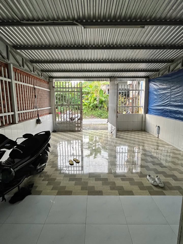 Nhà hẻm ô tô 839 Nguyễn Trung Trực, An Bình 150m² giá 1.5 tỷ - Cơ hội không thể bỏ lỡ!