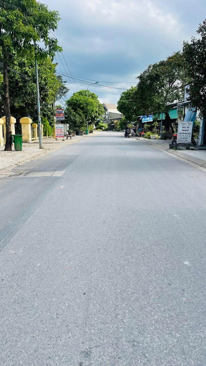 Đất nền Thị xã Quảng Trị 189m² giá 1.2 tỷ - Sổ đỏ chính chủ, đầu tư thuận lợi!