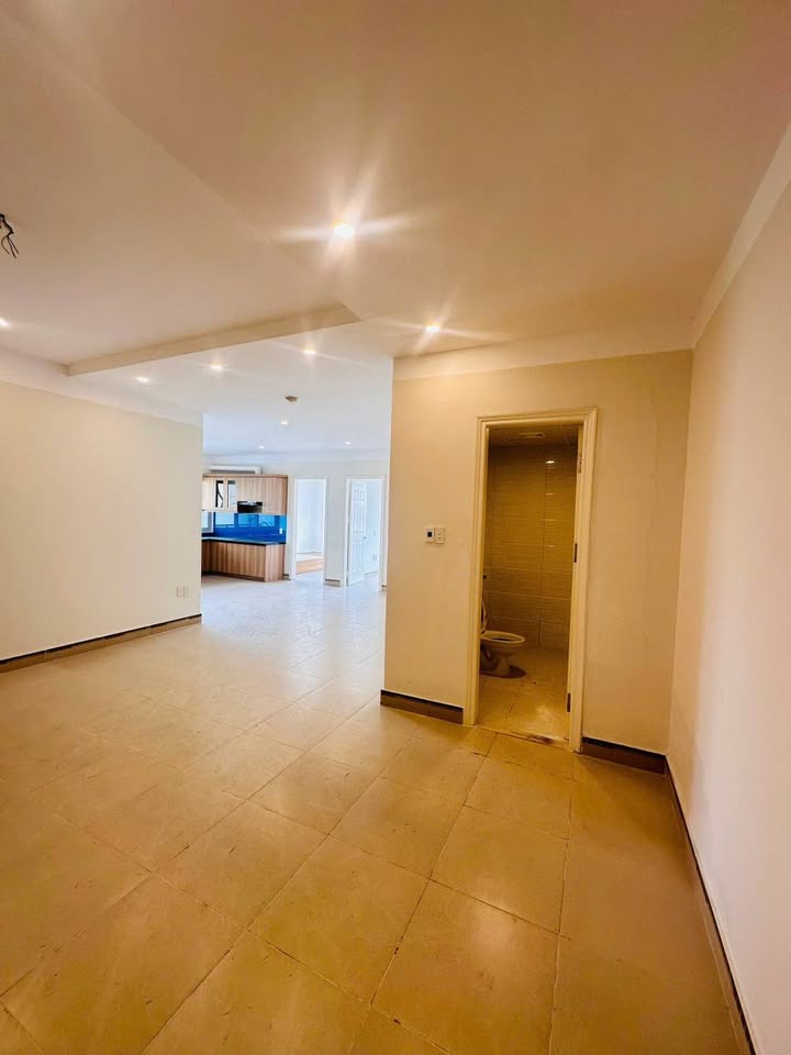 Căn hộ chung cư Hạ Long DC 102m² giá 2.667 tỷ - Căn góc view đường 25/4!