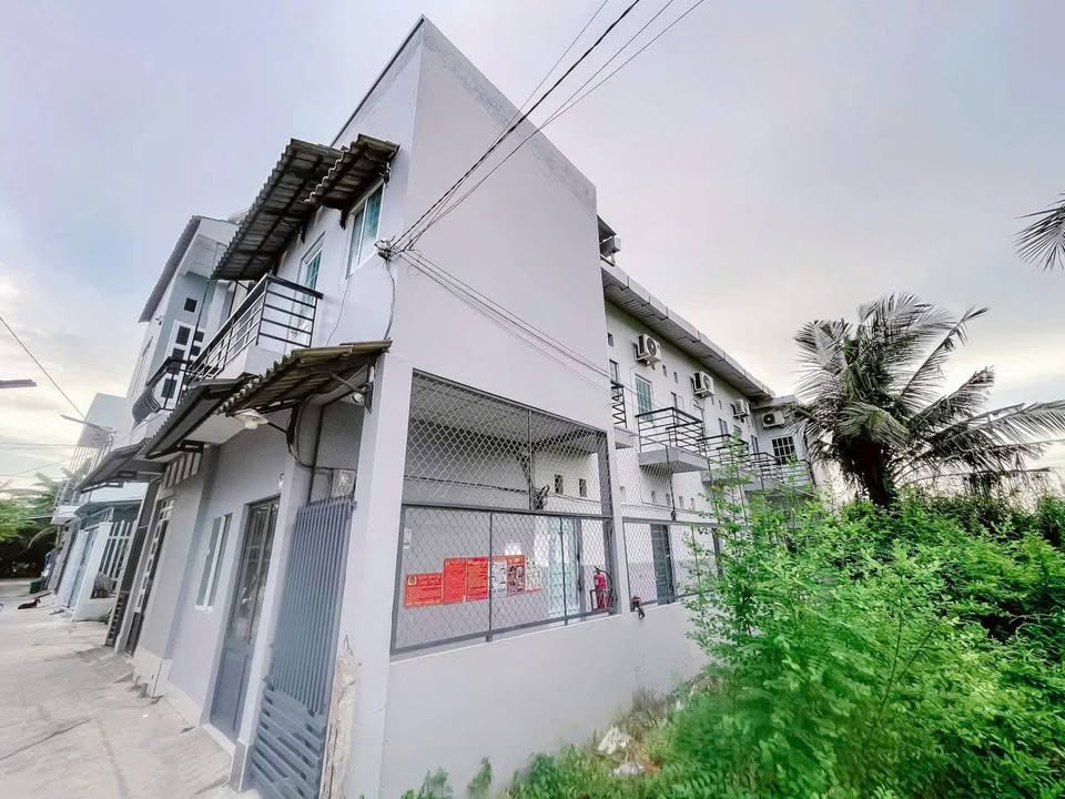 Dãy trọ 6 phòng tại Tân An, Cần Thơ 100m² giá 3.3 tỷ - Đầu tư sinh lời ổn định!