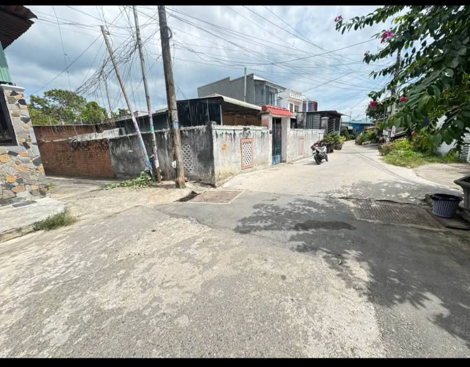 Nhà phố đường Nguyễn Tương, Phú Thủy, 154m² giá 2 tỷ - Khu kinh doanh tiềm năng!