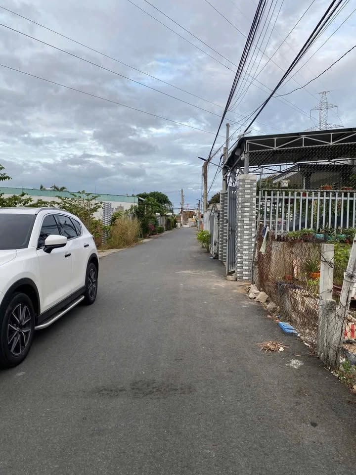 Đất nền Long Hương Bà Rịa 125m² giá 1.78 tỷ - Vị trí đắc địa gần chợ!