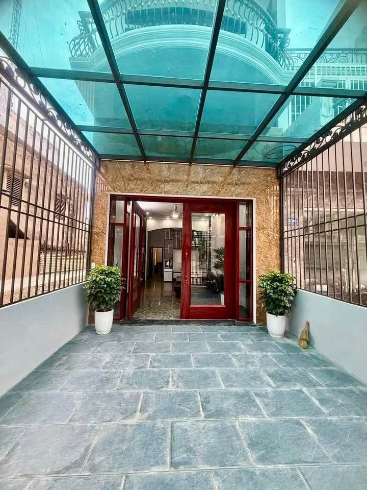 Nhà phố 3 tầng mặt phố Trần Hưng Đạo, Hải Phòng 63.5m² giá 5.299 tỷ - Chính chủ bán gấp!