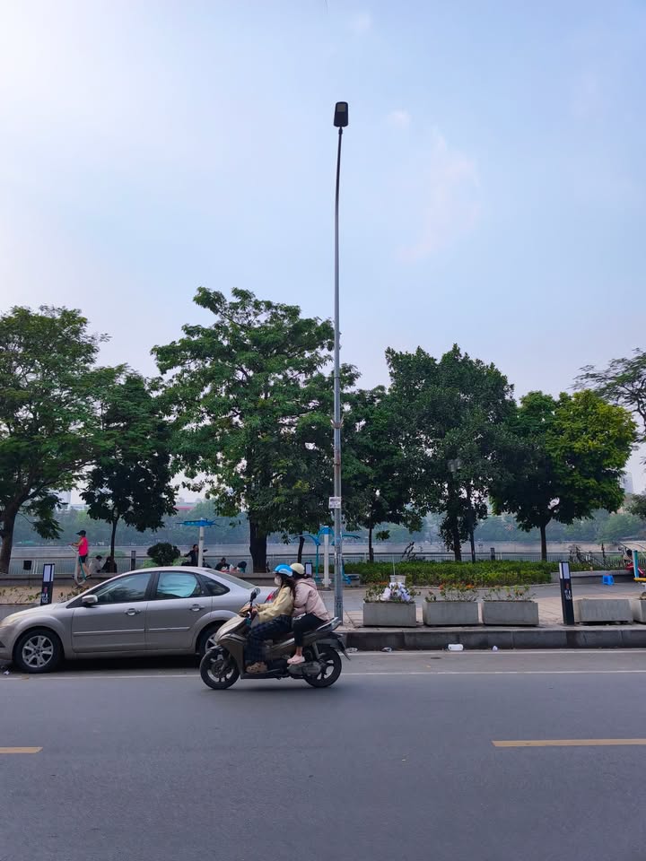 Căn hộ cho thuê Tập thể Đống Đa 70m² giá 7.5 triệu - Nhà đầy đủ nội thất, thoáng mát!