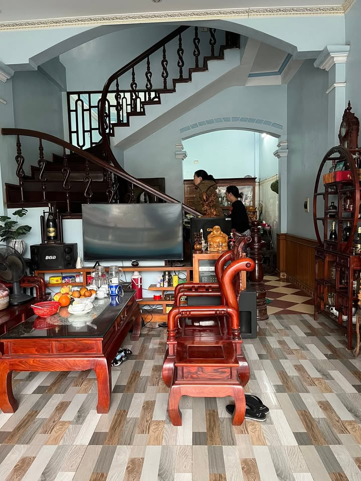 Nhà 3 tầng phường Hòa Bình 50m² giá 5.2 tỷ - Mặt tiền kinh doanh lý tưởng!