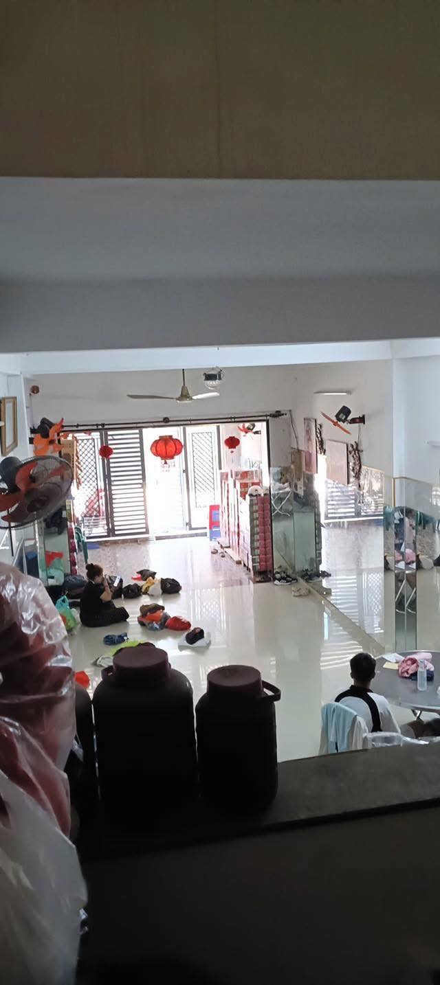 Nhà mặt tiền đường Hà Chương, Trung Mỹ Tây, 79m² giá 5.95 tỷ - Sổ hồng riêng, vào ở ngay!