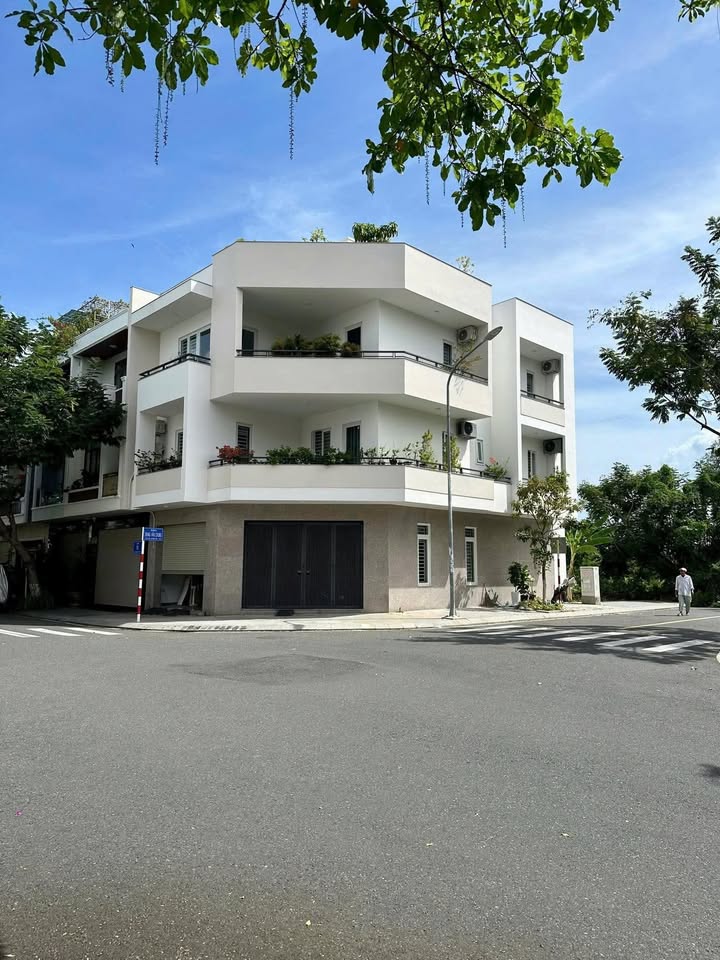 Shophouse KĐT VCN Phước Long 1 Nha Trang 119.5m² giá 22 tỷ - Đầu tư sinh lời ngay!