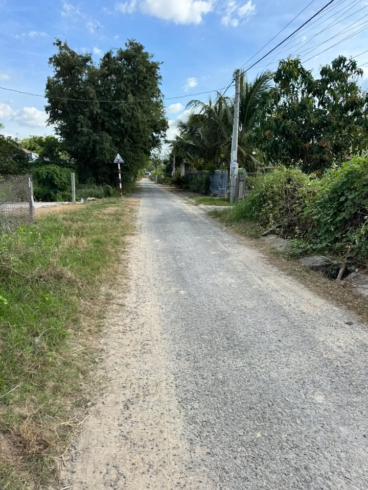 Đất nền Gò Da, xã Bình Phú, huyện Tân Hồng, 185m² - Giá chỉ 380 triệu VND, đầu tư sinh lời!