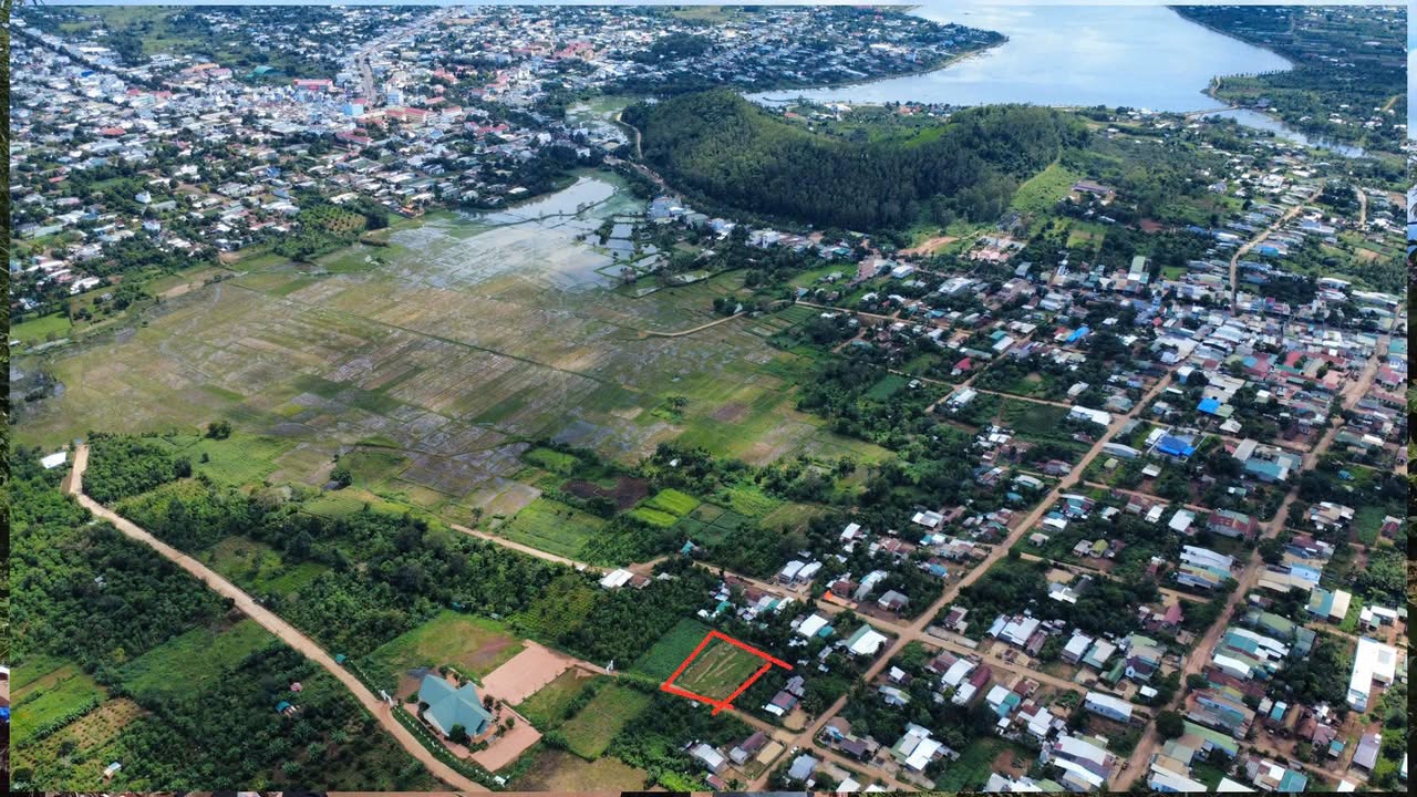 Đất thổ cư Cư Huê Ea Kar 350m² giá 800 triệu - Vị trí thuận lợi gần chợ và trường học!