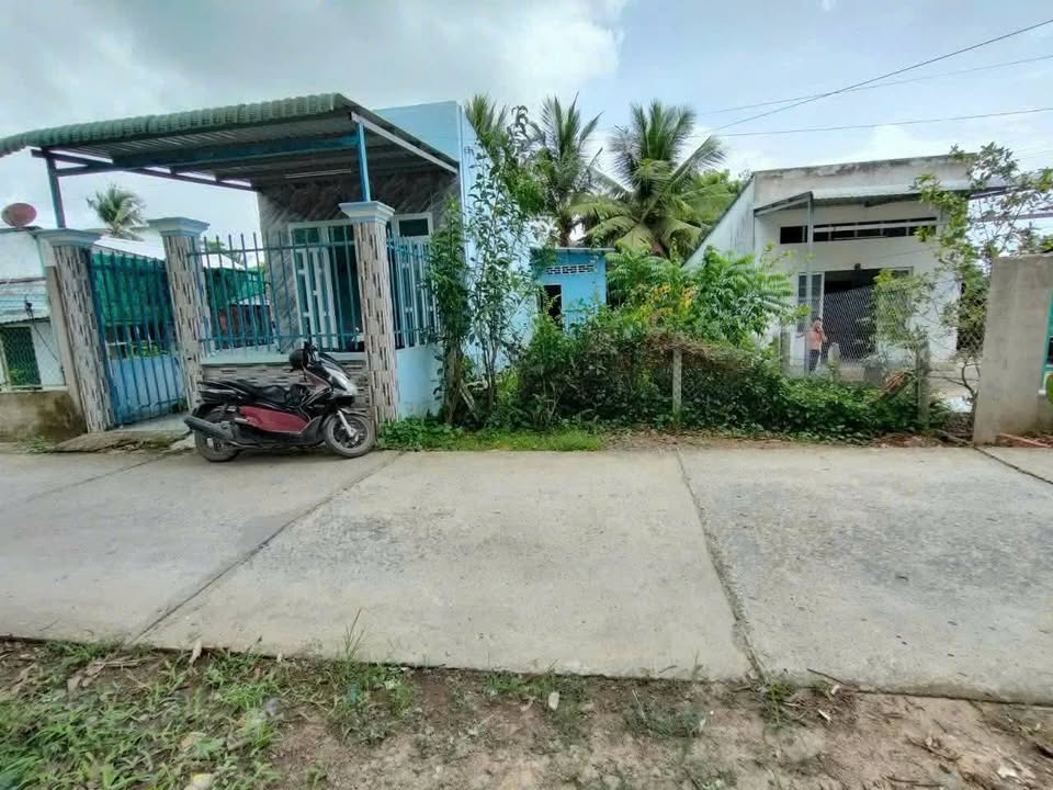 Nhà riêng Đông Thạnh 85m² giá 1.02 tỷ - Nhà đẹp, đất trống kế bên!