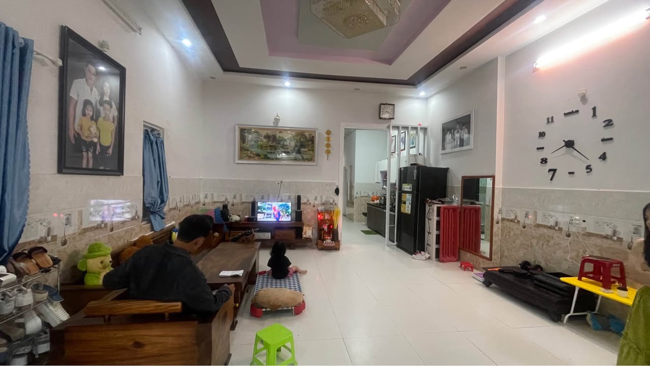 Nhà góc 2 mặt tiền đường Nguyễn Trãi, Thống Nhất, 169.97m² - Giá chỉ 3 tỷ!