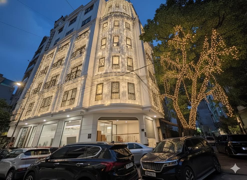 FrontHouse Dương Khuê 136m² giá thỏa thuận - Mặt tiền kinh doanh đắc địa!