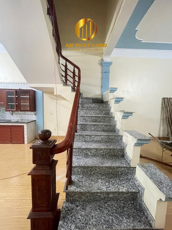 Nhà bán 1.5 tầng đường Phạm Thận Duật, Bích Đào 80m² - Gần UBND Bích Đào