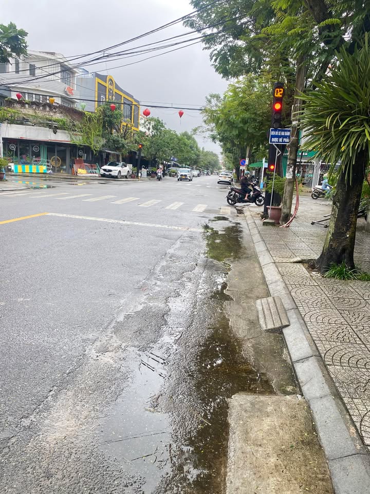 Đất nền Hội An 70m² giá 2 tỷ - Sổ đỏ chính chủ, gần chợ Tân An