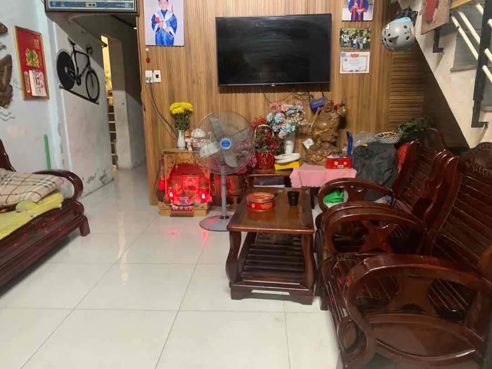 Nhà phố Núi Thành, Hải Châu, Đà Nẵng 162m² giá 15.5 tỷ - Cơ hội đầu tư tuyệt vời!