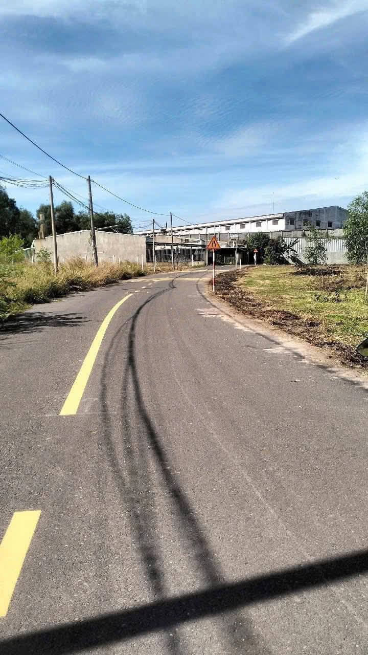 Đất mặt tiền đường nhựa Uyên Hưng, phường Tân Uyên, 105m² - Đầu tư sinh lời cao!