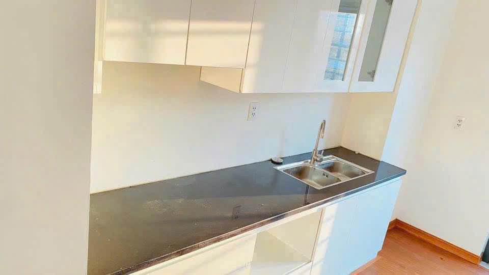 Căn hộ Trần Hưng Đạo Plaza Hạ Long 98m² giá 2 tỷ - Mặt trước tầng trung