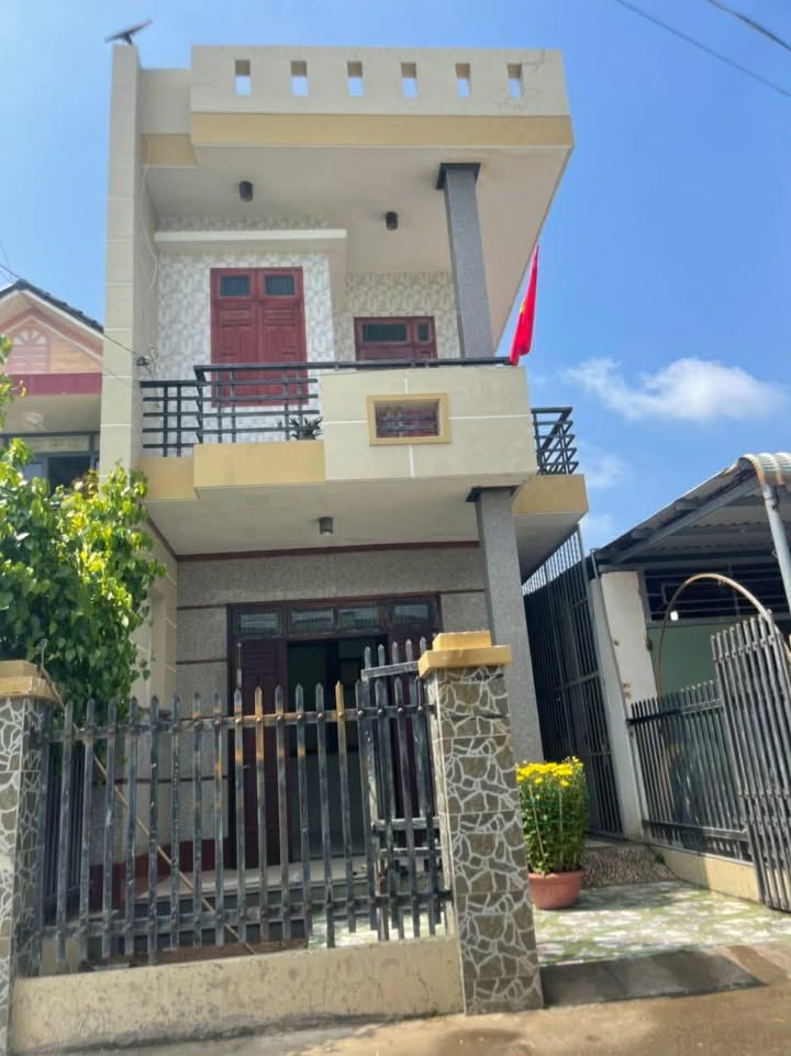 Nhà nguyên căn Phước Tỉnh, Long Điền 2 tầng giá chỉ 3 triệu - Cơ hội không thể bỏ lỡ!