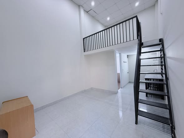 Phòng trọ gác lửng Đường Phú Thịnh Lào Cai - Rộng rãi, sạch sẽ, giá thỏa thuận!