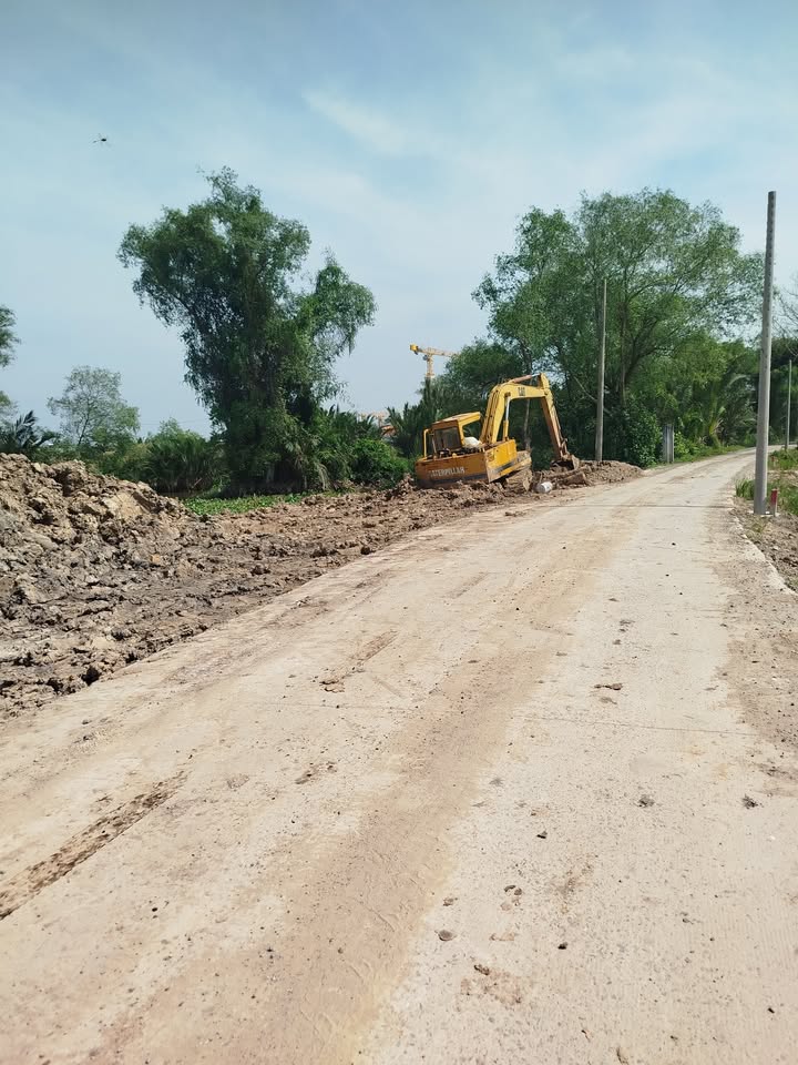 Đất nền Bến Lức 2000m² giá 9.24 tỷ - Mặt tiền đường xe tải 10 tấn