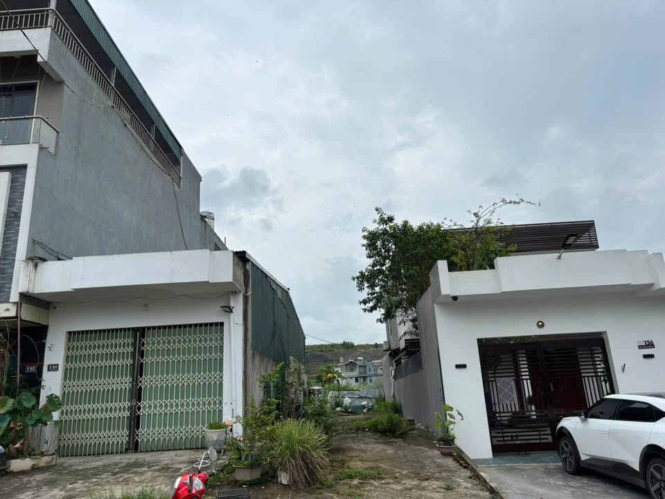 Đất Ngô Quyền Lào Cai 111m² giá 3 tỷ - Vị trí đắc địa, thuận lợi kinh doanh!