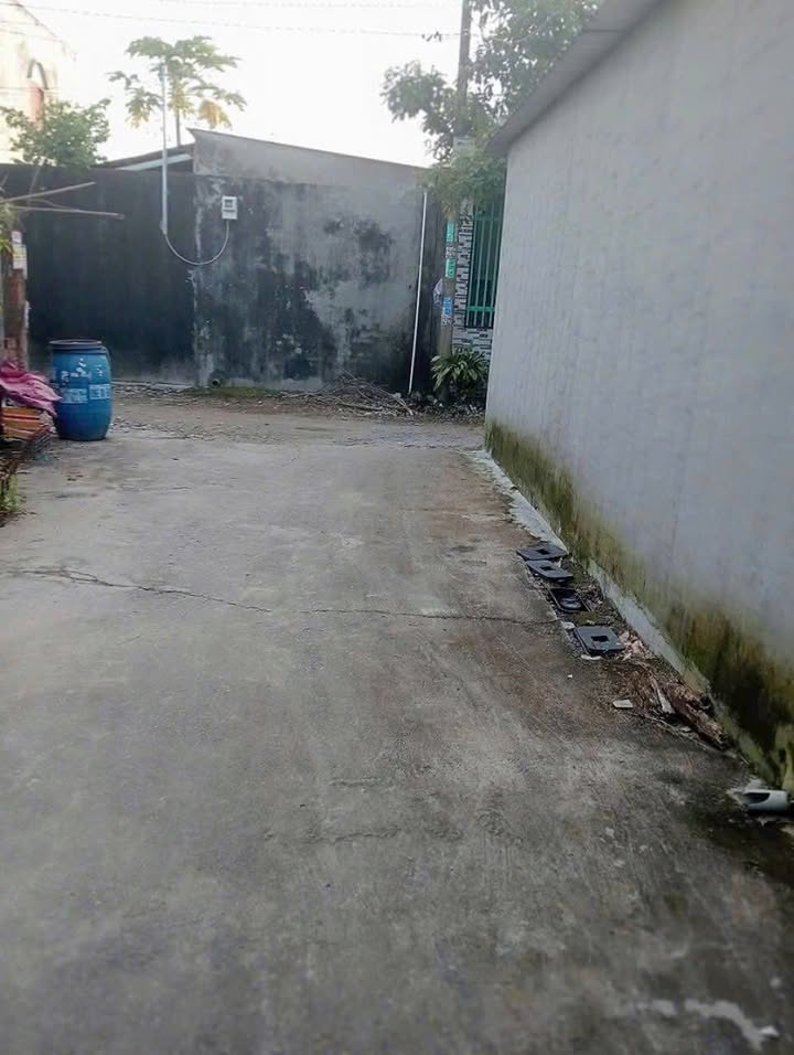 Nhà bán Tân Thạnh Đông, Củ Chi 134m² giá 1.5 tỷ - Hẻm xe hơi thuận tiện!