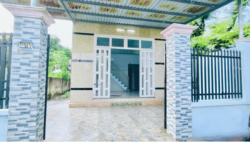 Nhà đẹp Tân Thạnh Đông 147m² giá 2.2 tỷ - Không gian sống lý tưởng!