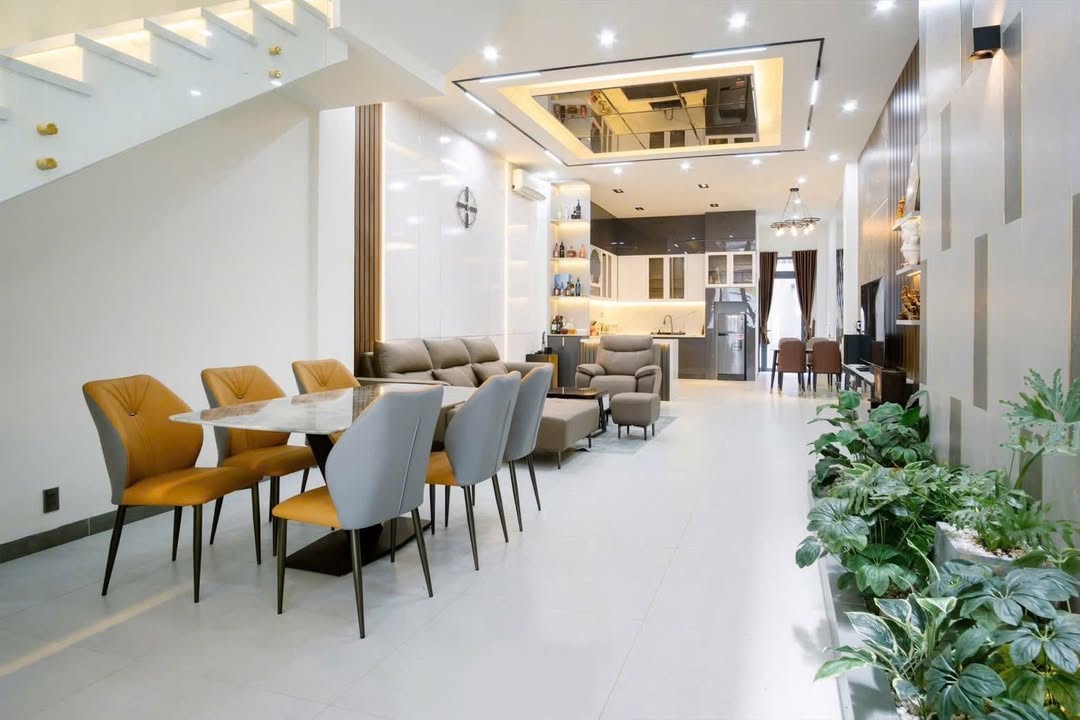 Nhà 1 trệt 3 lầu đường Mai Chí Thọ, 120m² giá 7.5 tỷ - Thiết kế hiện đại, đầy đủ tiện nghi!