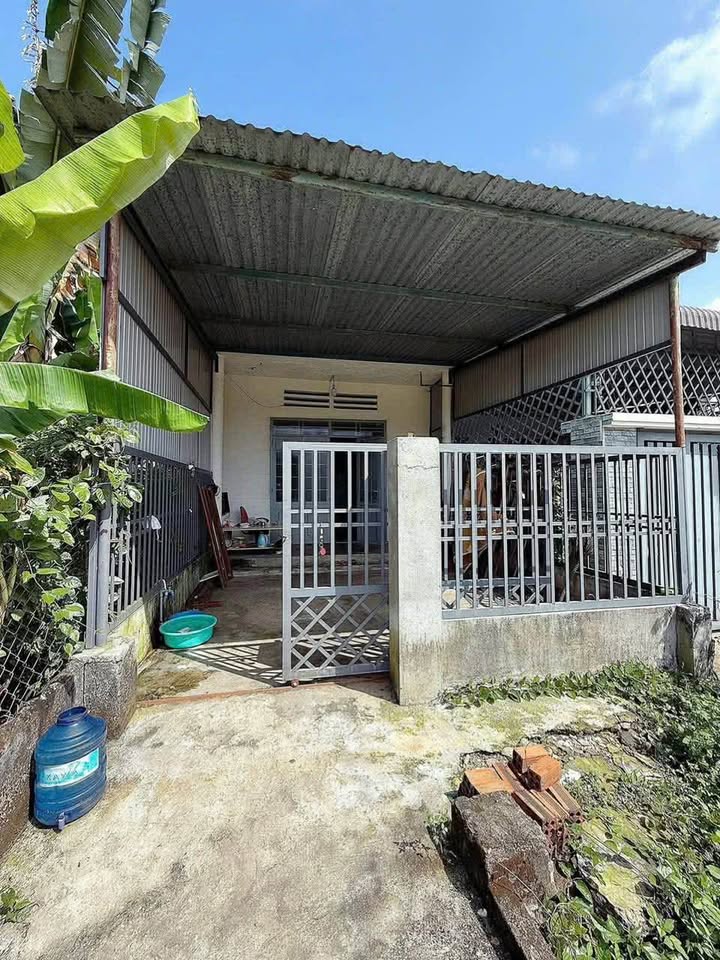 Đất tặng nhà cấp 4 tại hẻm 60 Nguyễn Trường Tộ, 115m² giá 1.59 tỷ - Cơ hội đầu tư tuyệt vời!