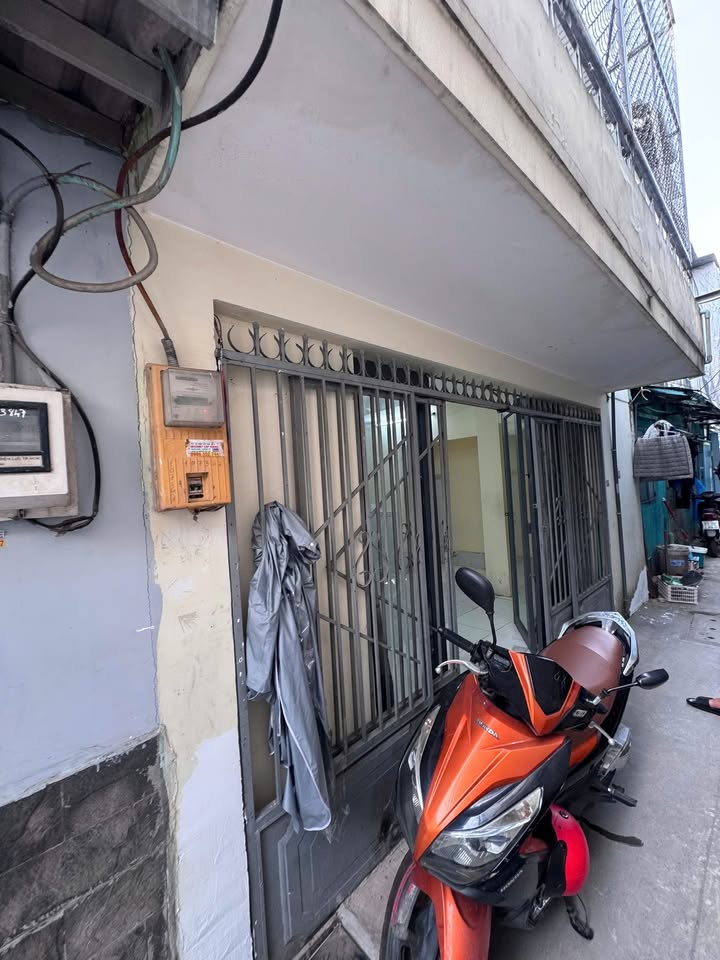 Nhà riêng 47m² tại Trung Chánh, Hóc Môn chỉ 2.55 tỷ - Sẵn sàng vào ở ngay!