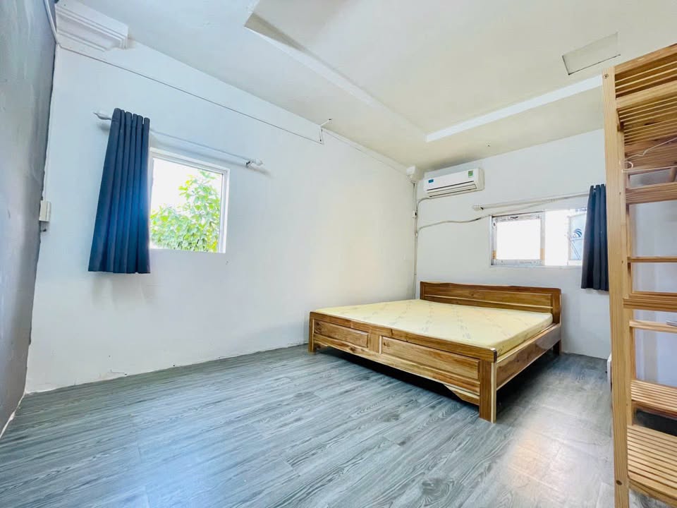 Căn hộ cho thuê Trương Định, Q3 70m² - An ninh 24/7, thoáng mát!