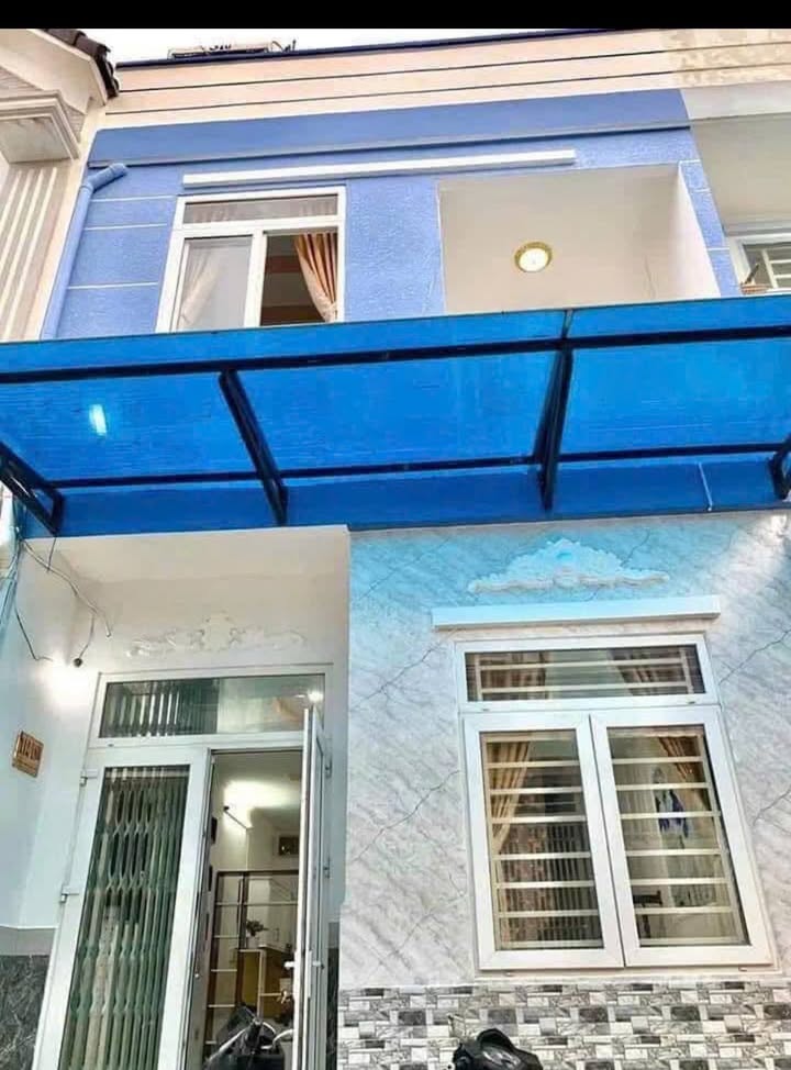 Nhà cho thuê đường Hoàng Quốc Việt, 40m² giá chỉ 5 triệu - Tiện nghi đầy đủ!