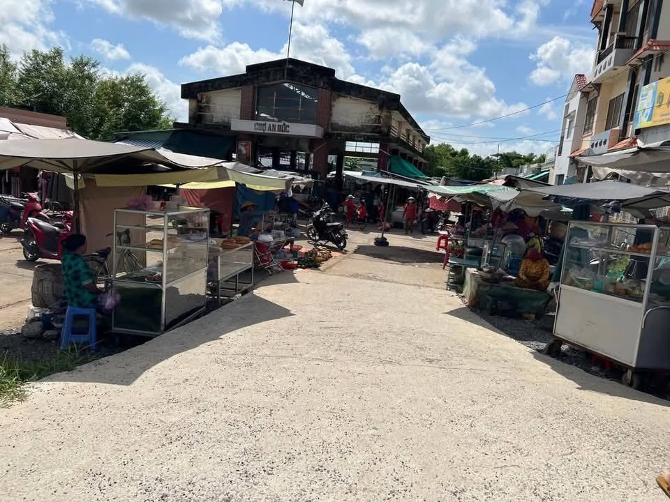 Đất nền mặt tiền đường Vĩnh Phú, An Đức, Ba Tri 200m² giá 1 tỷ - Cơ hội đầu tư hấp dẫn!