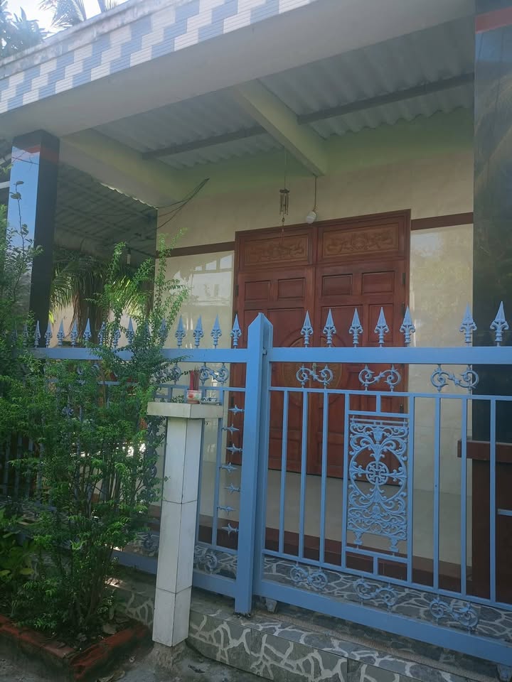 Nhà bán ấp Tân Định, Bình Đại 203m² giá chỉ 550 triệu - Sẵn sàng vào ở ngay!