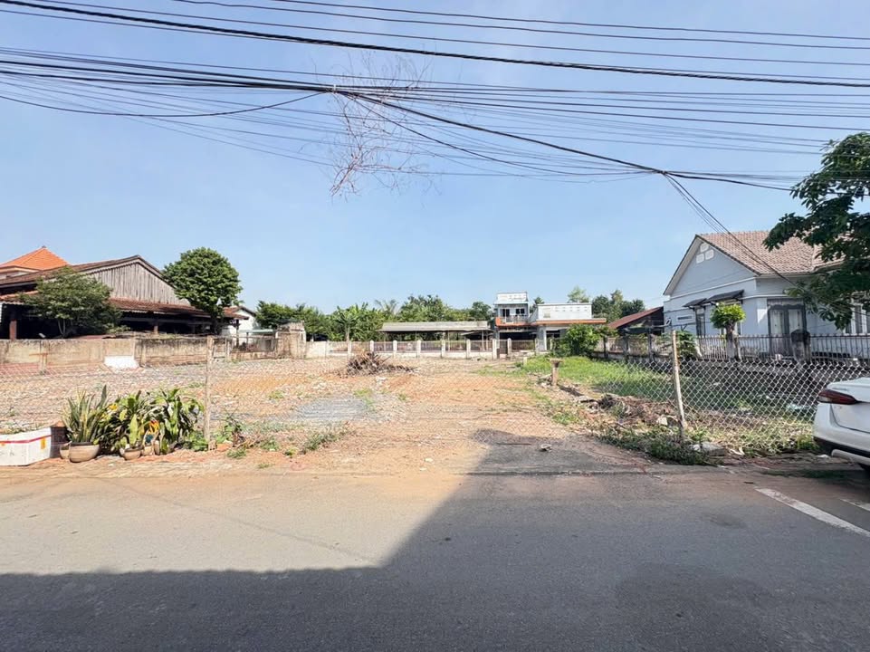 Đất sổ riêng Dĩ An 109m² giá 3.85 tỷ - Tiềm năng tăng giá mạnh!