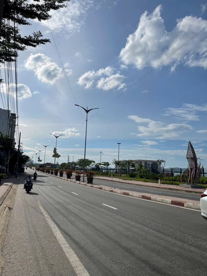 Bán lô đất 2 mặt tiền Đống Đa, Quy Nhơn 90m² - Sẵn sàng kinh doanh!