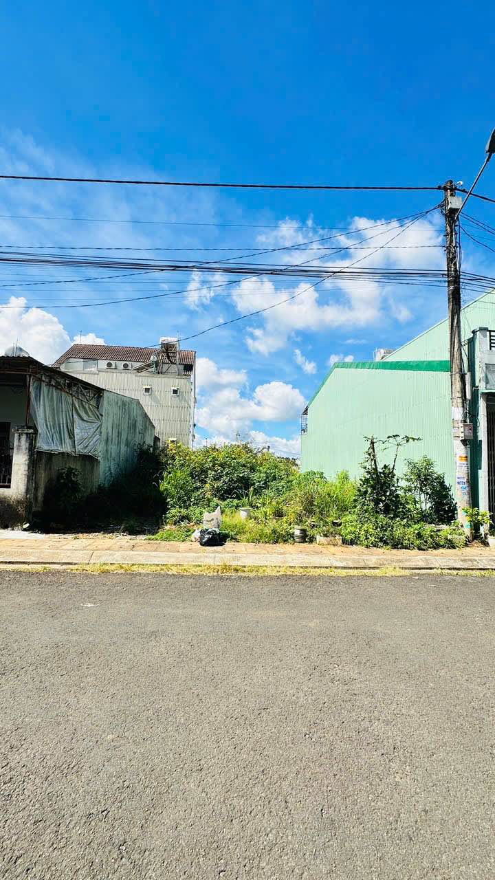 Đất mặt tiền Tô Hoài Pleiku 175m² giá 5.3 tỷ - Đầu tư sinh lời ngay!