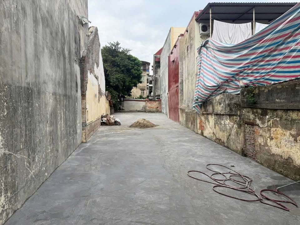 Bán đất ngõ Lê Lợi, Đông Khê, Hải Phòng 197m² - Vị trí đẹp, pháp lý đầy đủ!