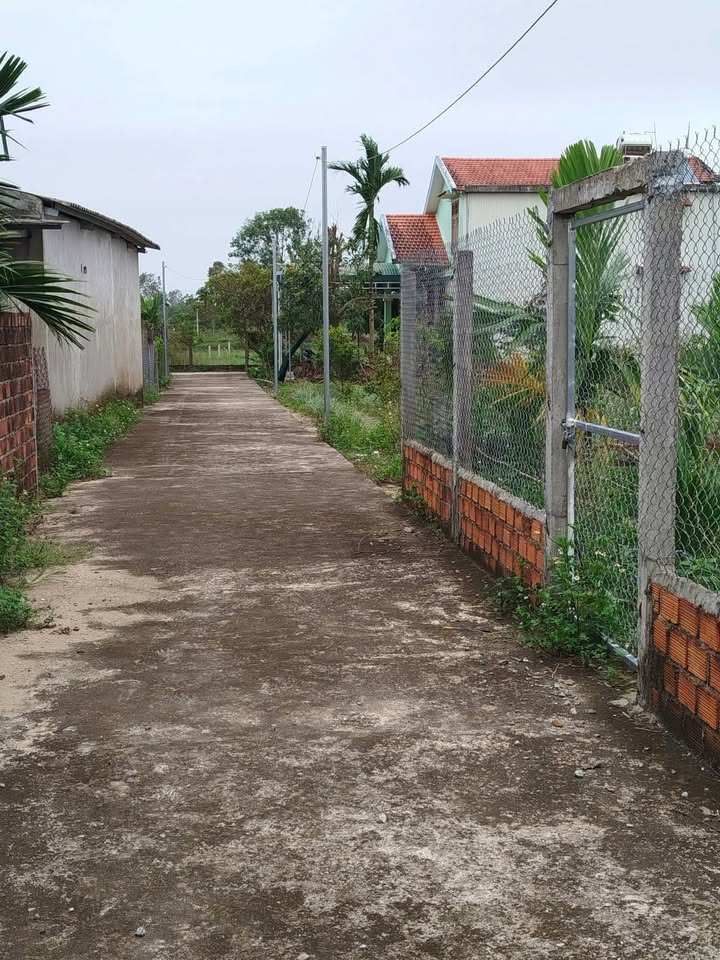 Đất Tịnh Ấn Tây 400m² giá 8xx triệu - Sổ hồng chính chủ, ô tô vào tận nơi!