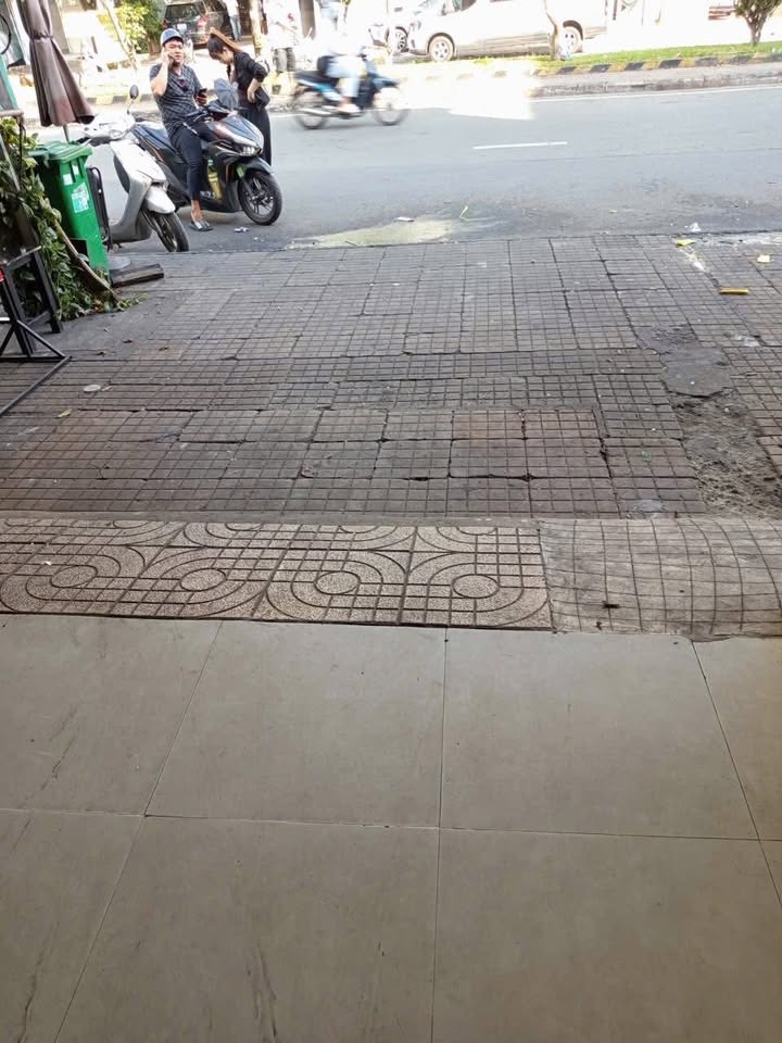 Cho thuê nhà mặt tiền kinh doanh Lê Thúc Hoạch Tân Phú 40m² giá 8.5 triệu - Khu vực sầm uất