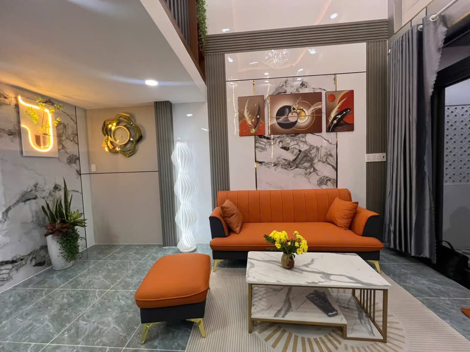 Nhà phố Thủ Đức 40m² giá 3 tỷ - Ô tô vào tận nhà, đầu tư sinh lời!