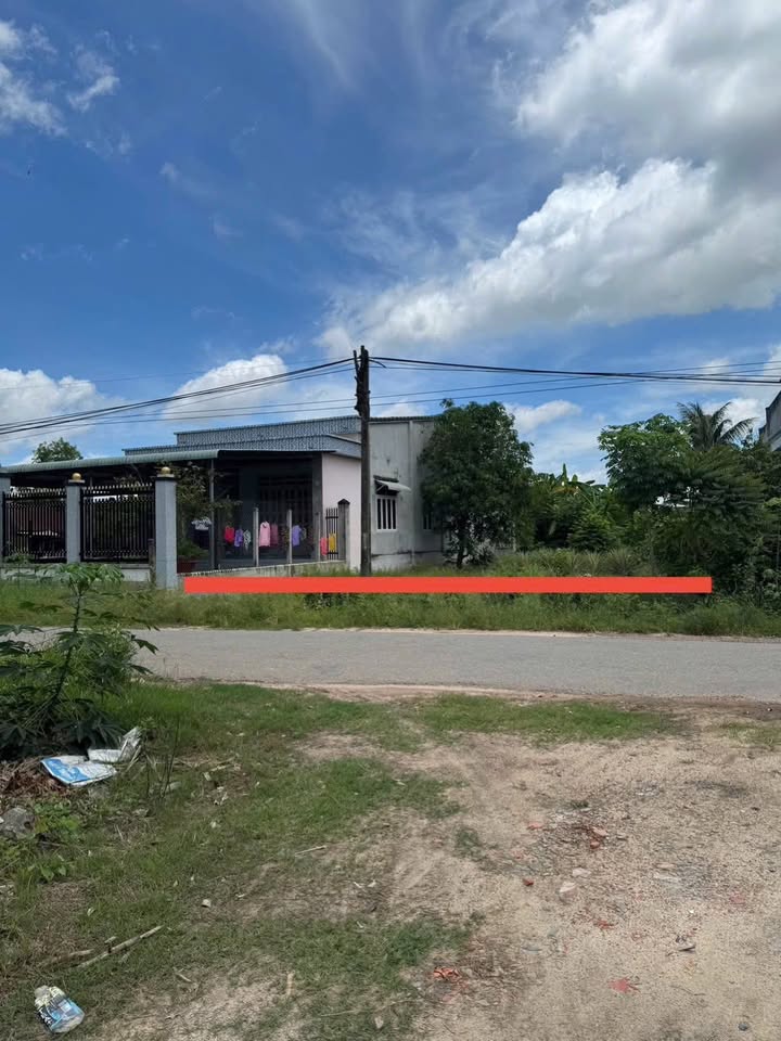 Đất mặt tiền đường nhựa xã Long Khánh 830m² giá chỉ 990 triệu - Sổ hồng chính chủ!