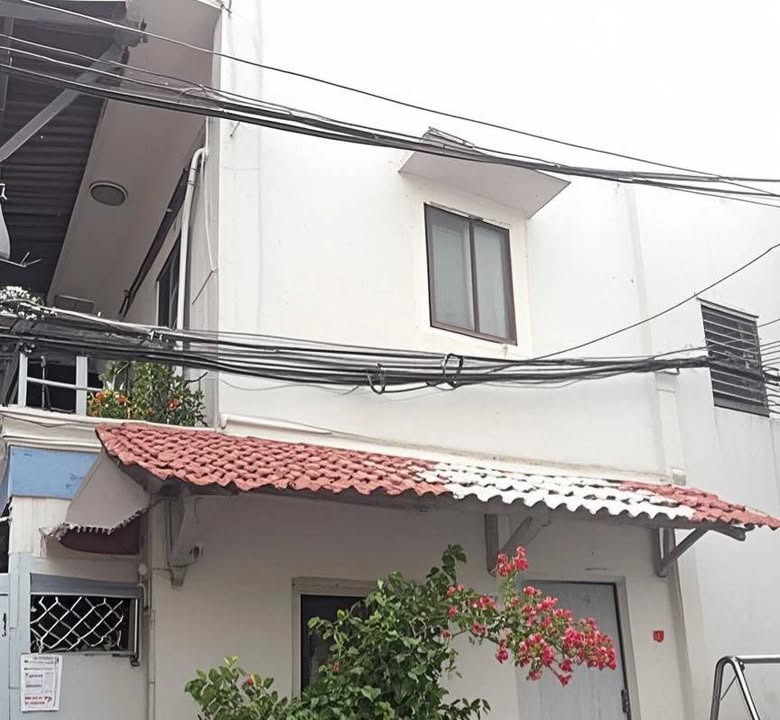 Nhà phố Bình Tân 72m² giá 4 tỷ - Hẻm rộng ô tô vào tận nơi!