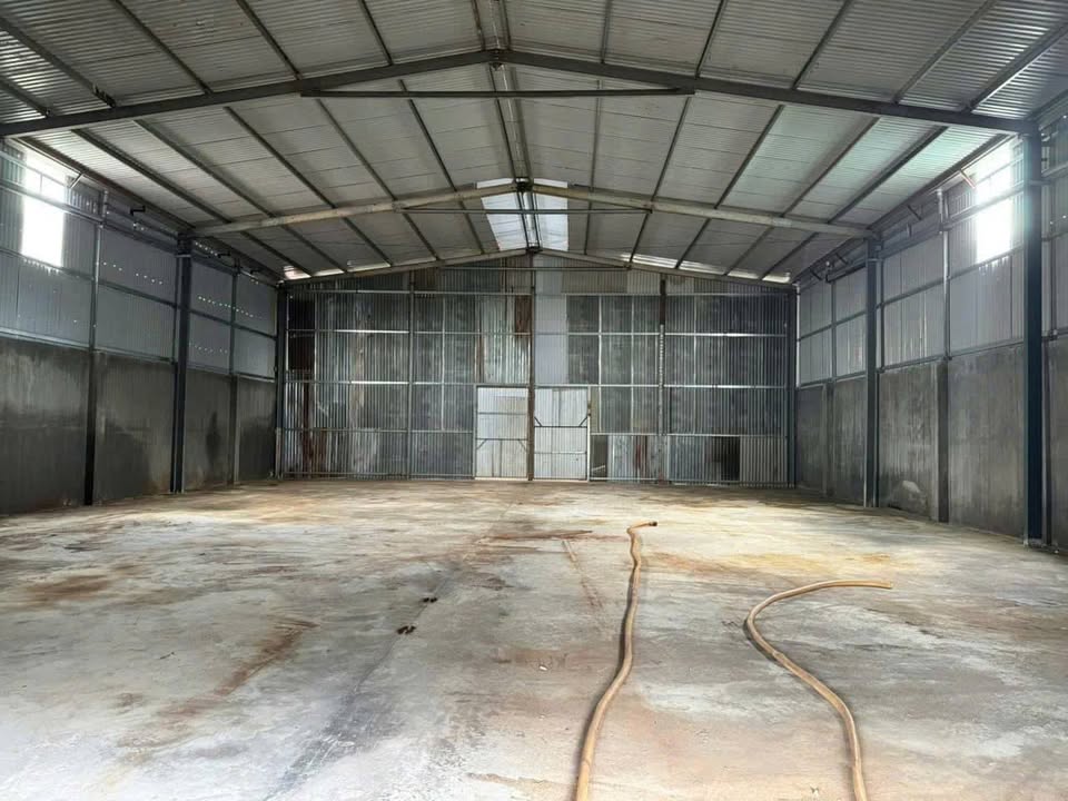 Kho cho thuê Tân Lợi 400m² giá 14 triệu - Kiên cố, tiện lợi cho chứa hàng
