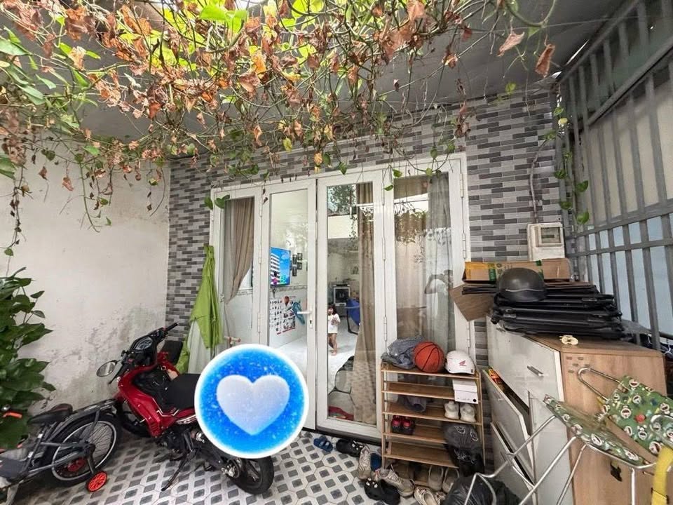 Nhà 2 Tầng Hóc Môn 48m² giá 3.3 tỷ - Cần bán gấp do chủ ngộp!