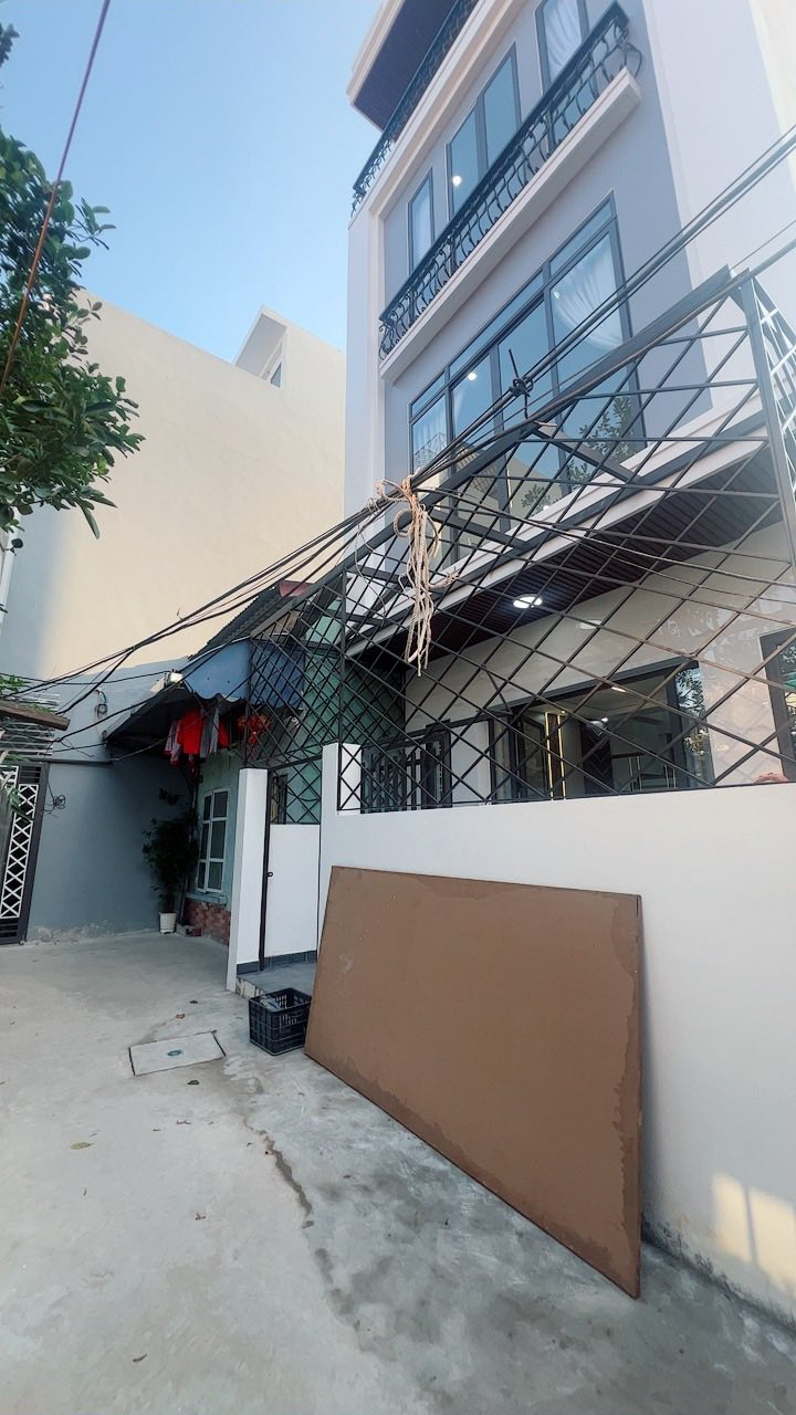 Nhà 4 tầng ngõ Thiên Lôi, Vĩnh Cát, 69m² giá 4.2 tỷ - Sổ đỏ chính chủ!