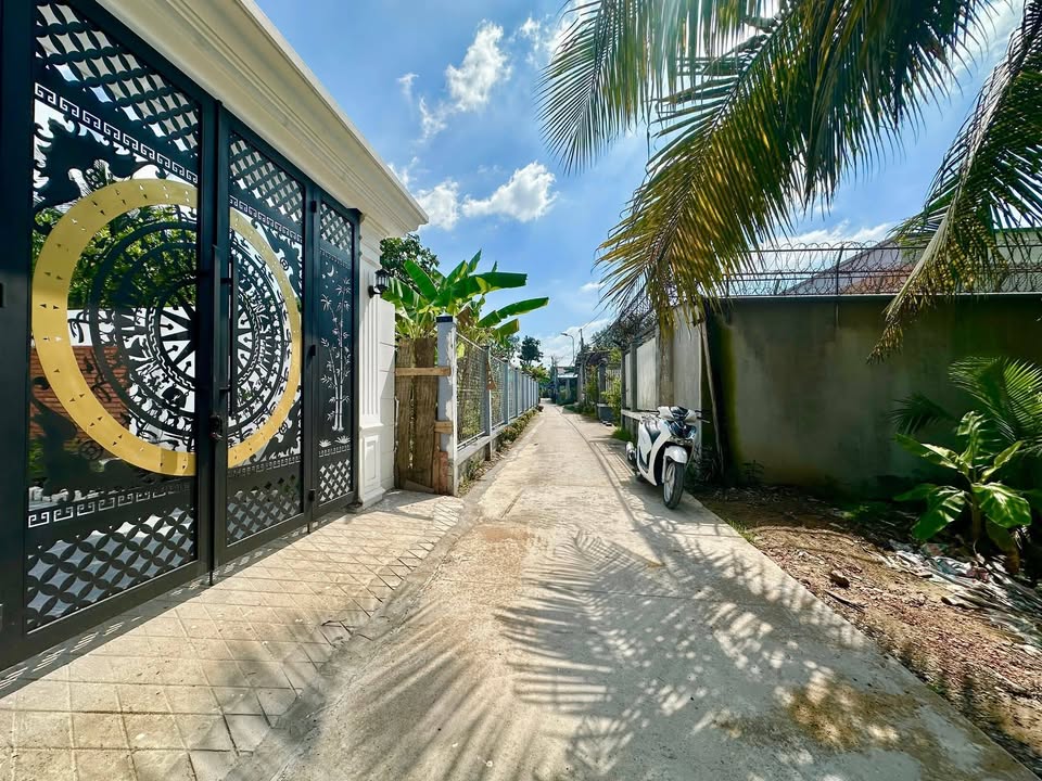 Đất nền Hẻm ô tô Trần Văn Hiển, 242m² giá 1.7 tỷ - Cơ hội đầu tư hấp dẫn!