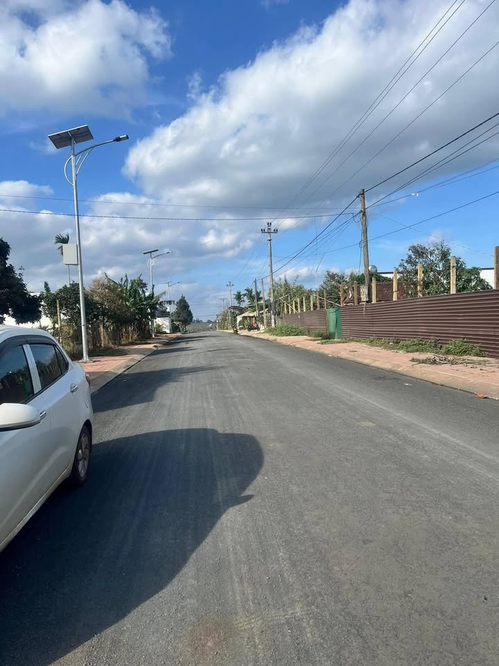 Đất thổ cư 679m² tại Krông Năng giá 3.1 tỷ - Cơ hội đầu tư tuyệt vời!